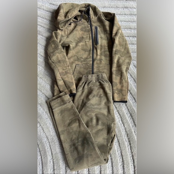 Men's comfy casual camouflage sweatsuit sets (Track Jackets and Pants 2 Piece) - Picture 1 of 3